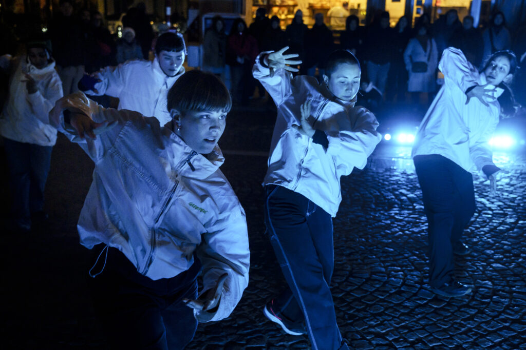%TheFarmerCase - Un fermier attaque un géant de l'industrie fossile en justice pour sa responsabilité dans le dérèglement climatique. %
